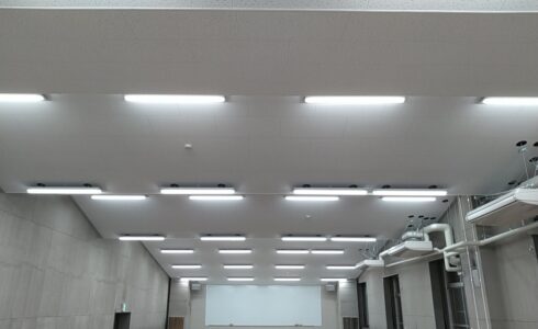 城山高校管理棟他改修及び耐震補強工事（電気）